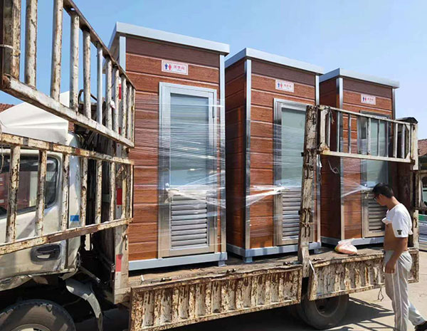 移動衛(wèi)生間運(yùn)輸案例